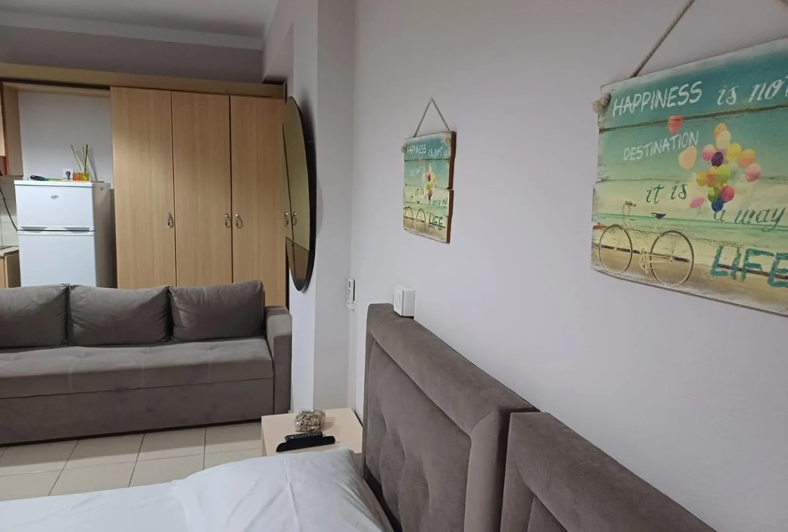 Vila Zoe Qeparo